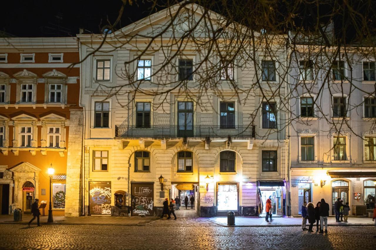 Bed & Breakfast In Downtown Lviv Eksteriør bilde